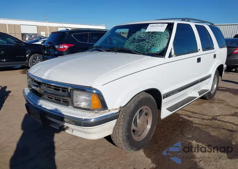1995 Chevrolet Blazer from USA, damaged, VIN 1GNDT13W1S2223435